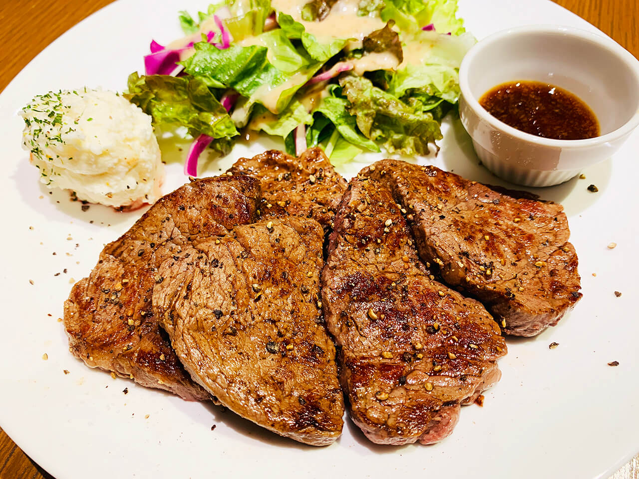 Filet Cut Steak (180g)
